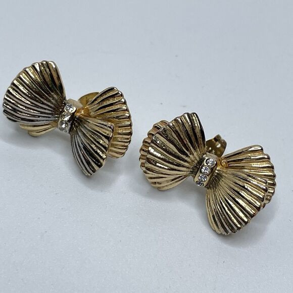 Lilly Pulitzer Gold Tone White Rhinestone Bow Tie Stud Earrings Boho Cute - Picture 5 of 7